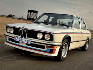530 MLE Car Jigsaw Puzzle